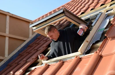 Pose de fenêtres de toit Velux à Lumbin